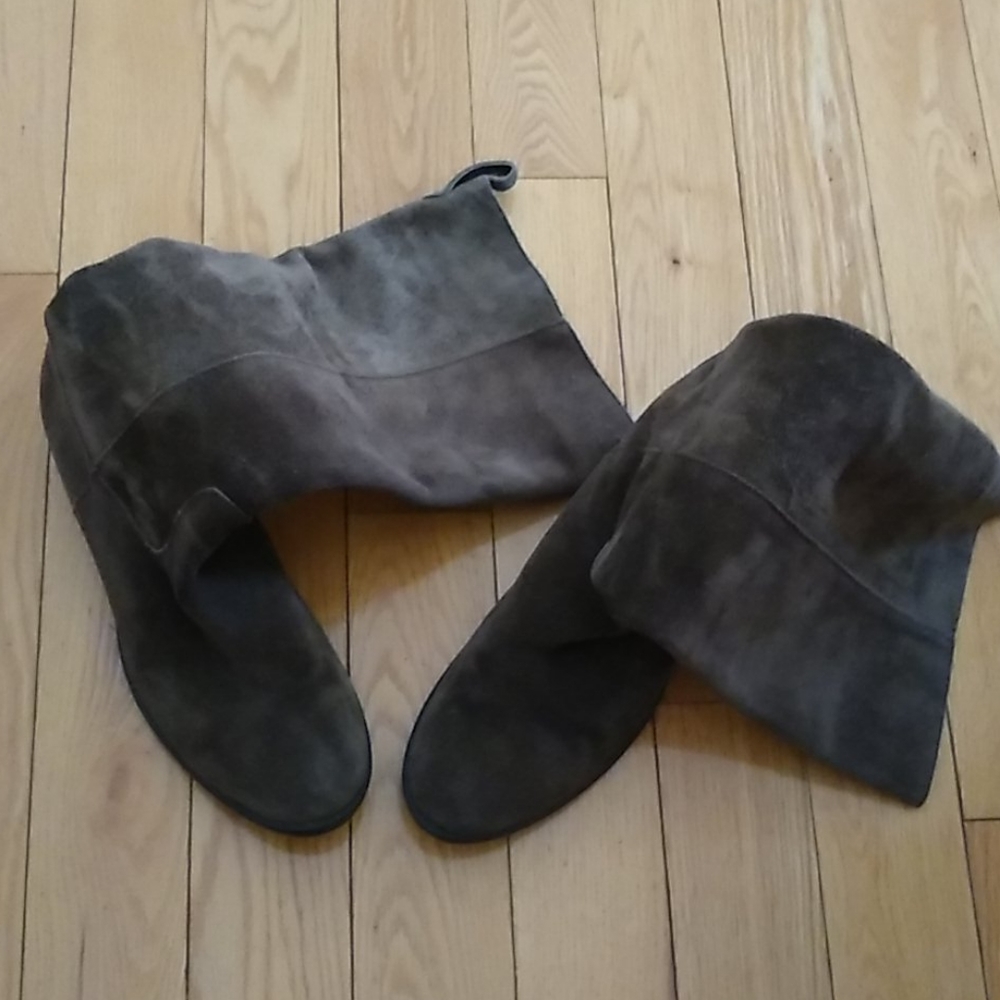 Lavorazoine Artigianale olive brown suede boots